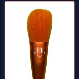 Love Craft Beauty Favorite Face Brush